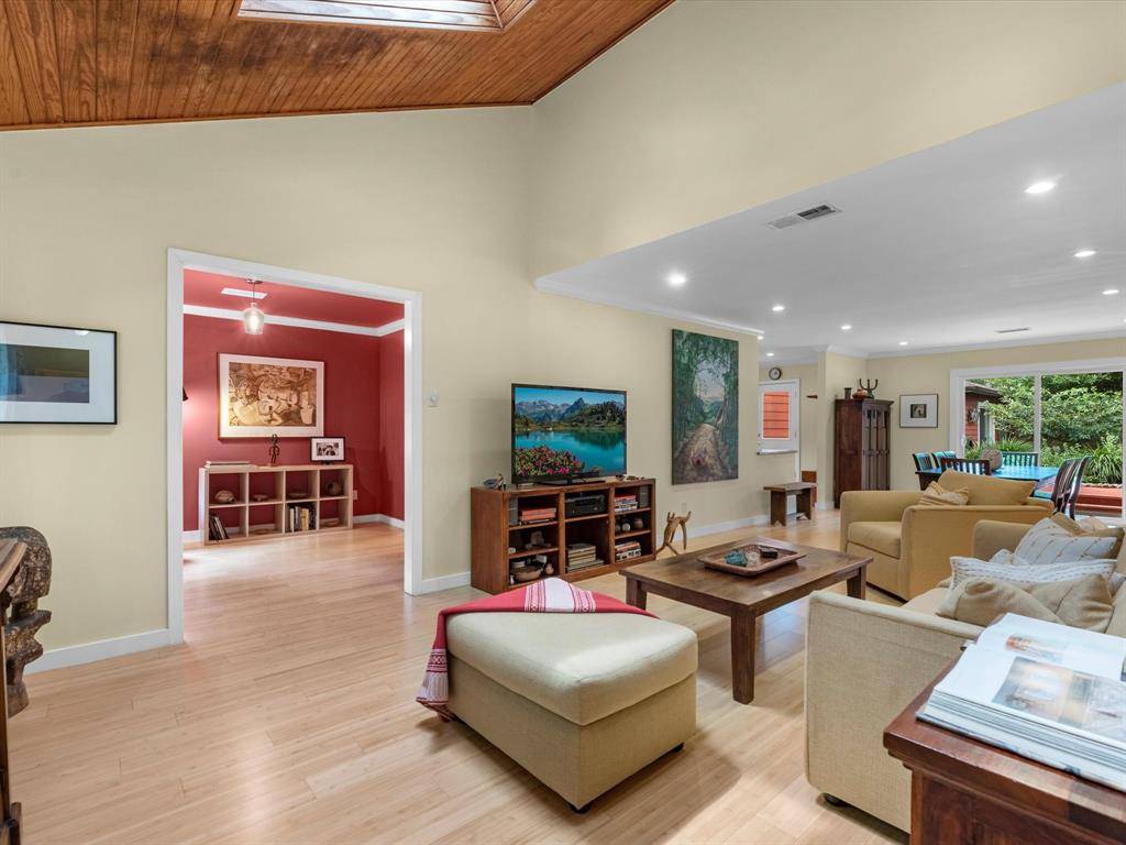 Houston, TX 77025,3718 Grennoch LN