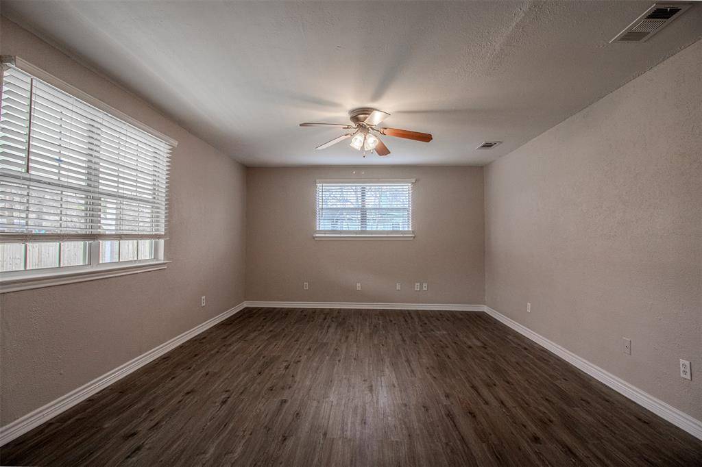 Conroe, TX 77302,16766 Lake CIR