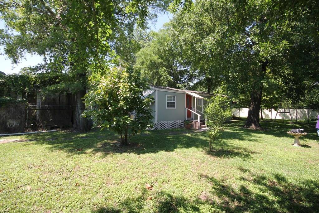Houston, TX 77022,734-A Mcdaniel ST