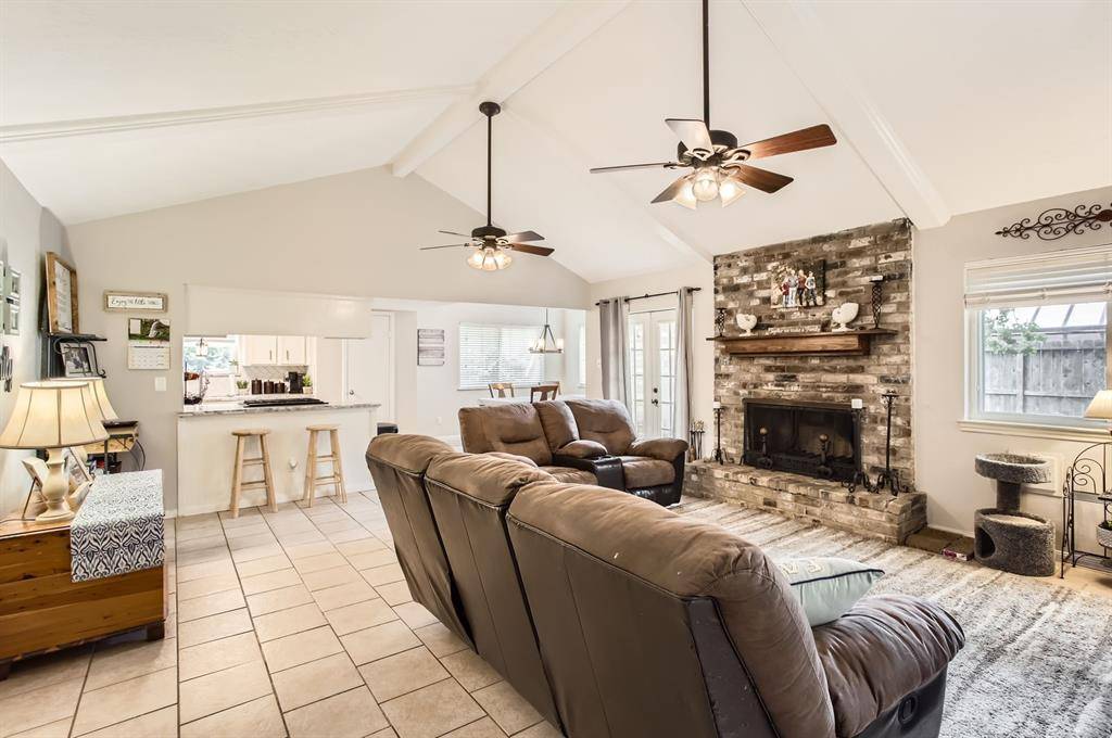 Huffman, TX 77336,24610 Long Trail LN