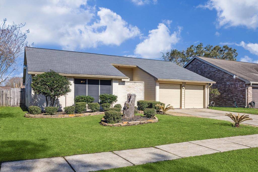 Friendswood, TX 77546,2506 Forge Stone DR