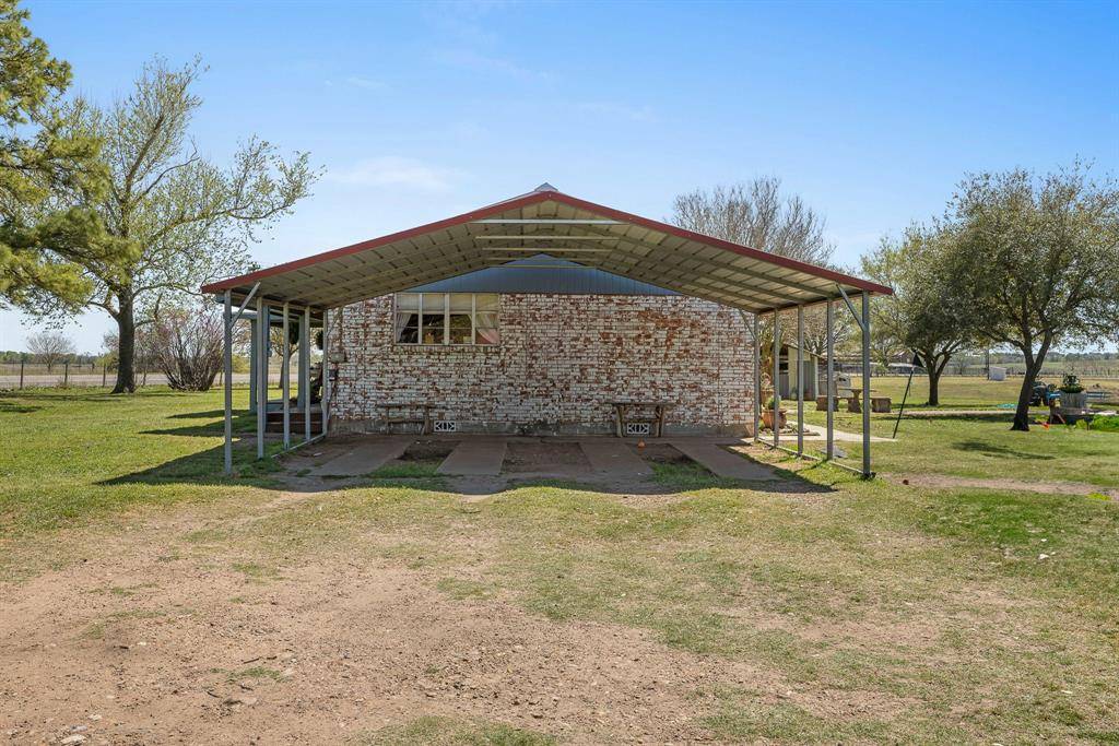 La Grange, TX 78945,8646 Fm 155