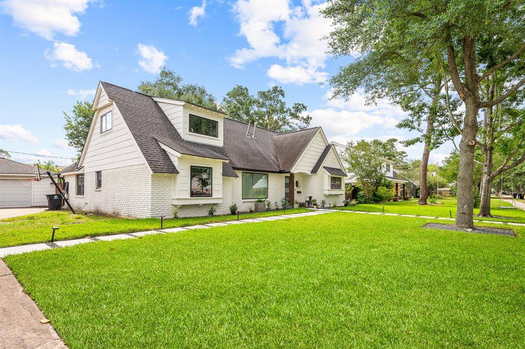 Houston, TX 77080,2102 Teague RD
