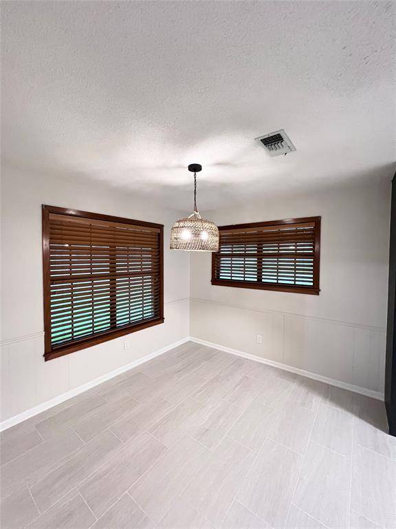Brenham, TX 77833,1600 Leslie D LN