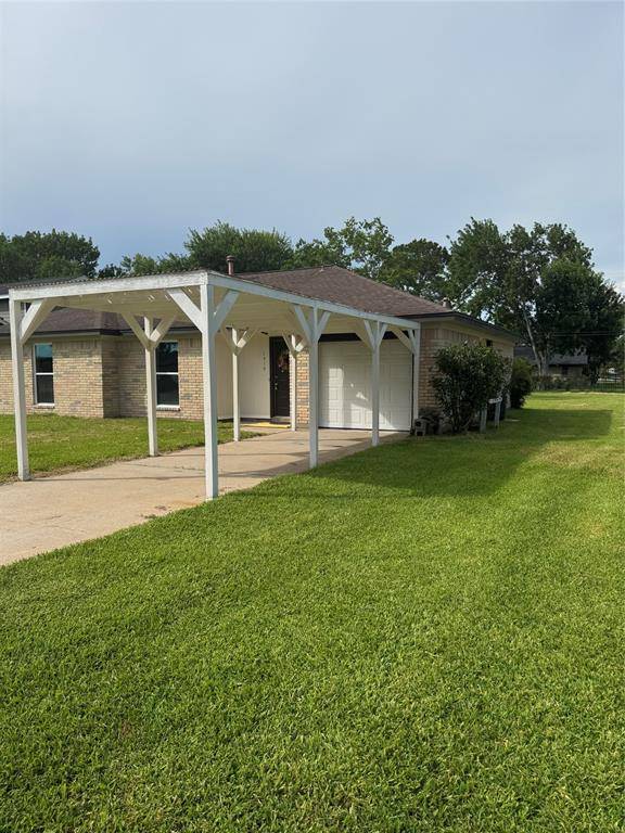 Danbury, TX 77534,1419 Avenue E