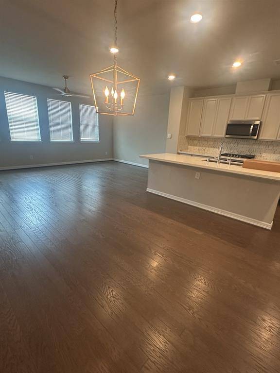 Cypress, TX 77433,9521 Towne Lake Pkwy