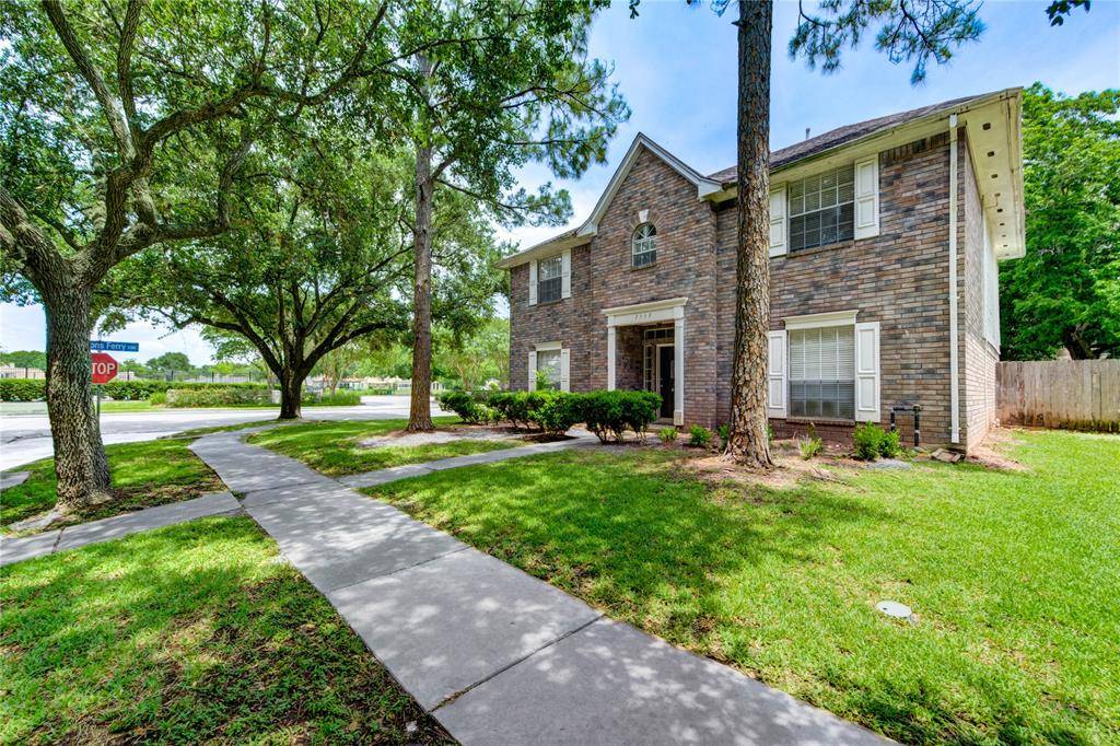 Sugar Land, TX 77479,2338 Bent River DR