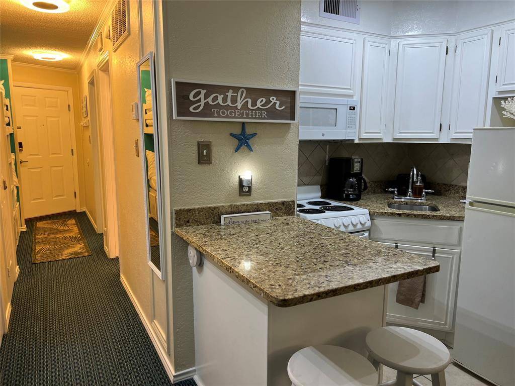 Galveston, TX 77551,6102 Seawall BLVD #195A