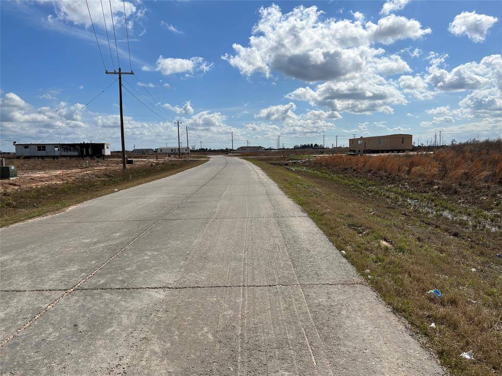 Cleveland, TX 77327,2201 Road 5708