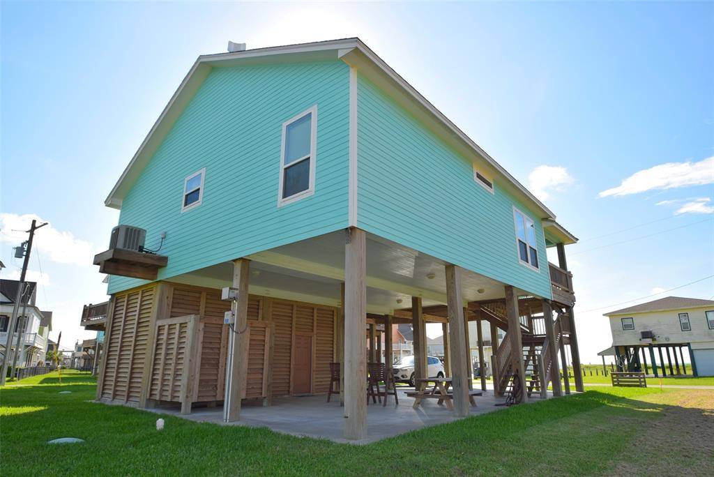 Crystal Beach, TX 77650,2765 Gulfview LN