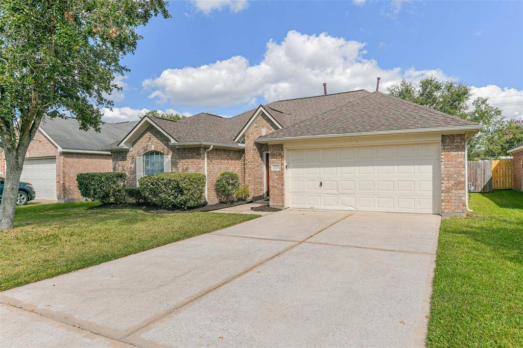 Alvin, TX 77511,5329 Morgan Oak DR