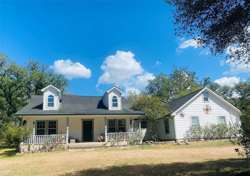 Alleyton, TX 78935,1083 Lyle Road