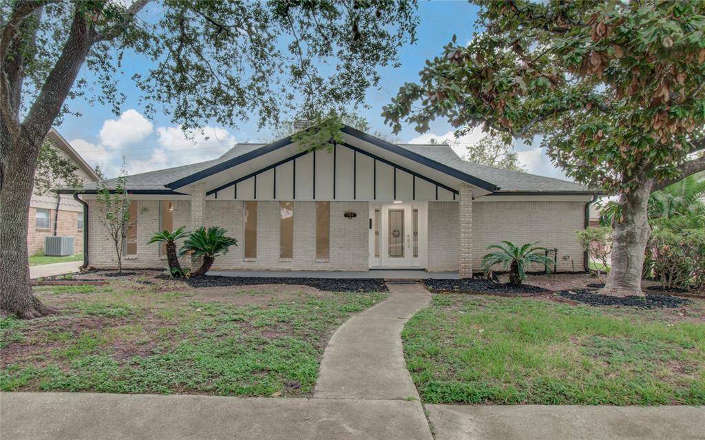 Houston, TX 77071,7718 Braesview LN