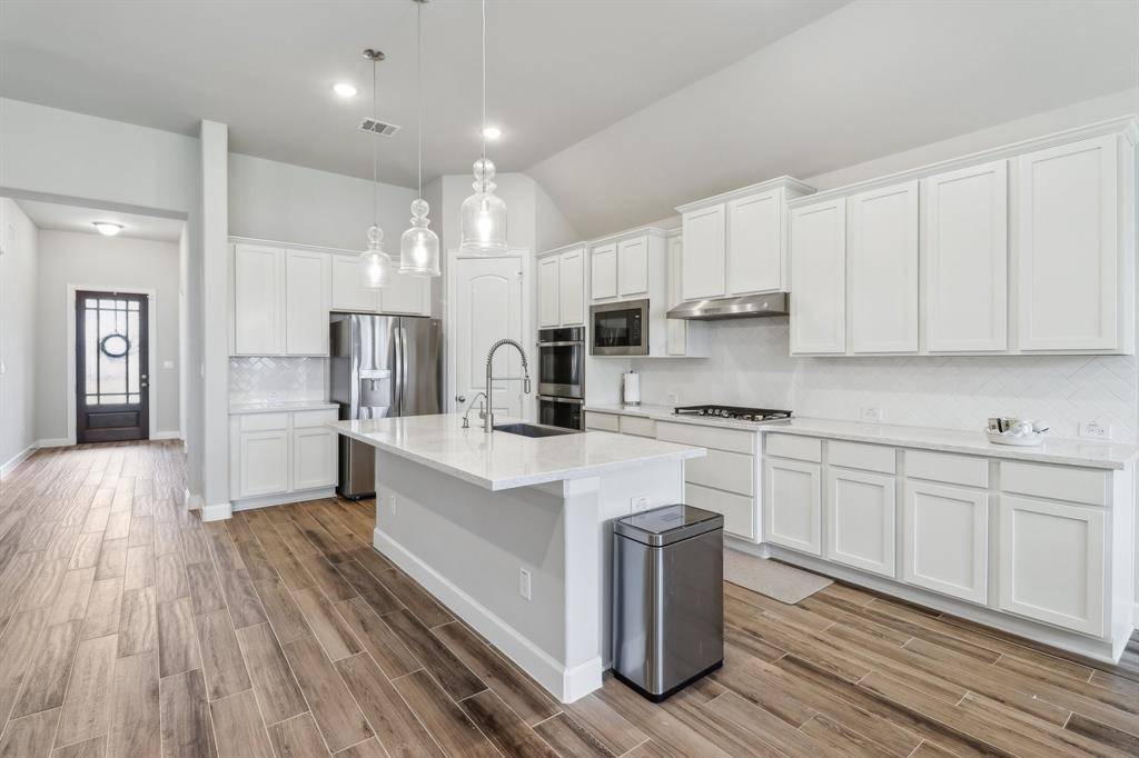 League City, TX 77573,531 Campbell DR