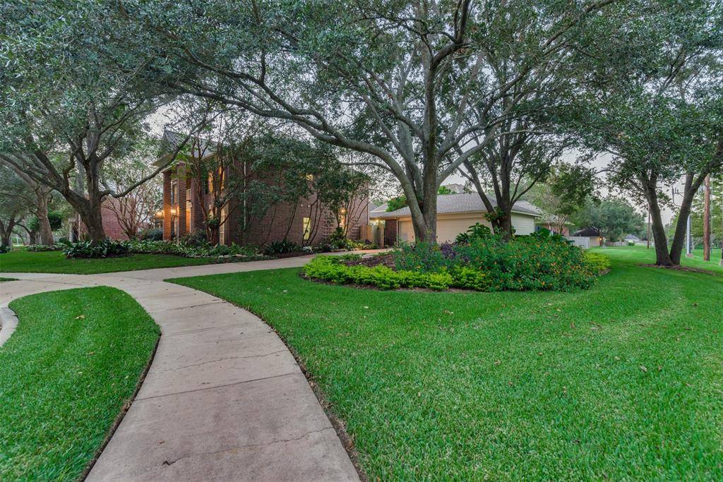 Sugar Land, TX 77479,3902 Lyndhurst PL