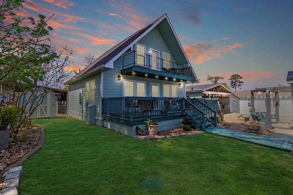 Point Blank, TX 77364,320 E Woodland Shores DR