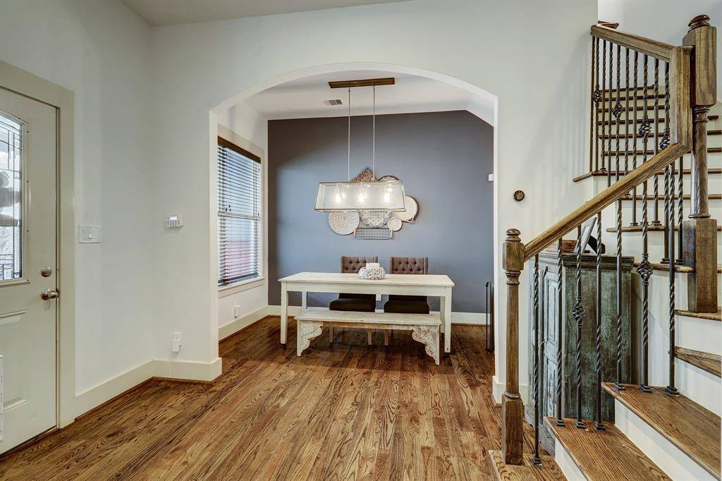 Houston, TX 77009,904 E 23rd ST