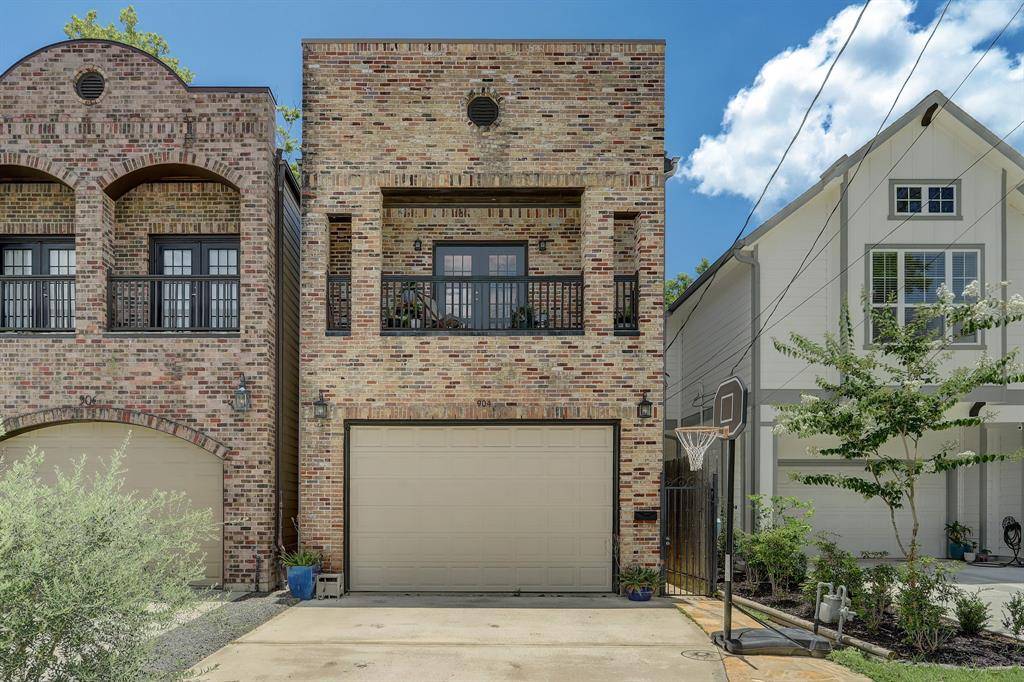 Houston, TX 77009,904 E 23rd ST