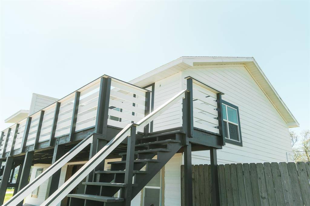 Hitchcock, TX 77563,4406 Helen ST