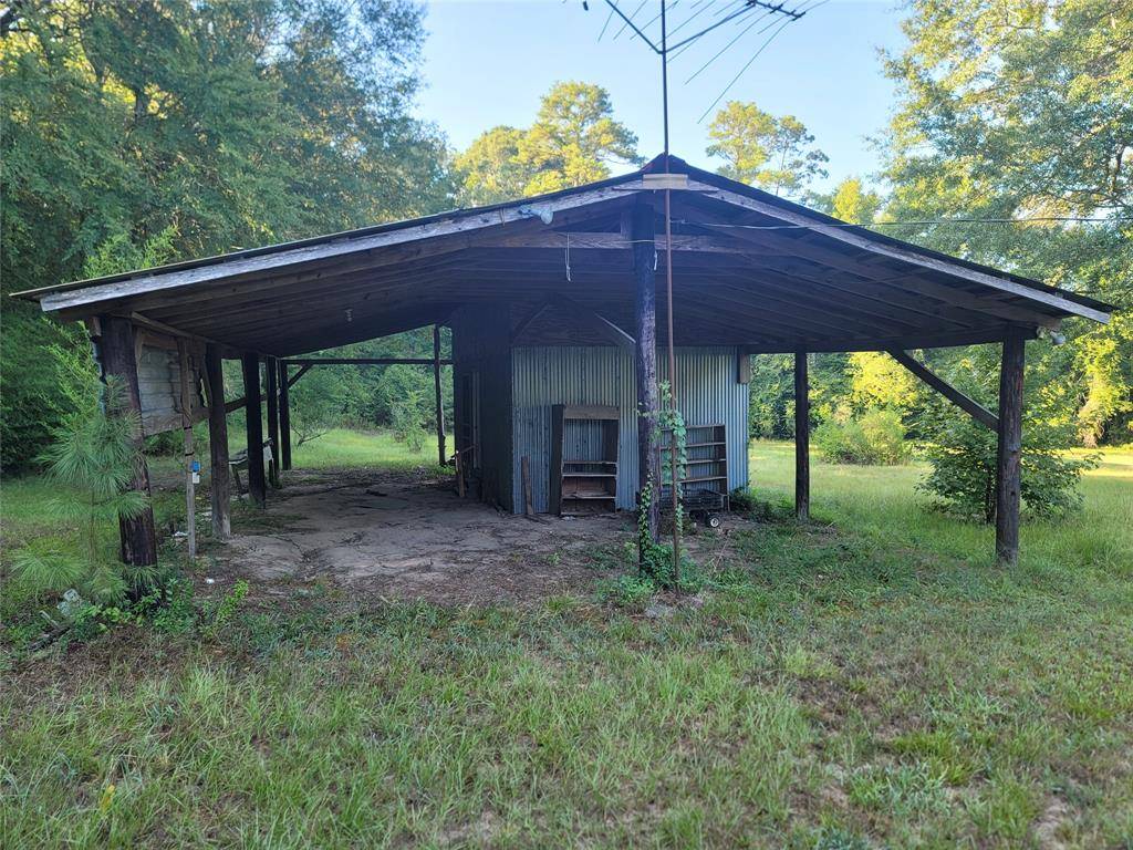 Chester, TX 75936,208 Private Road 6350