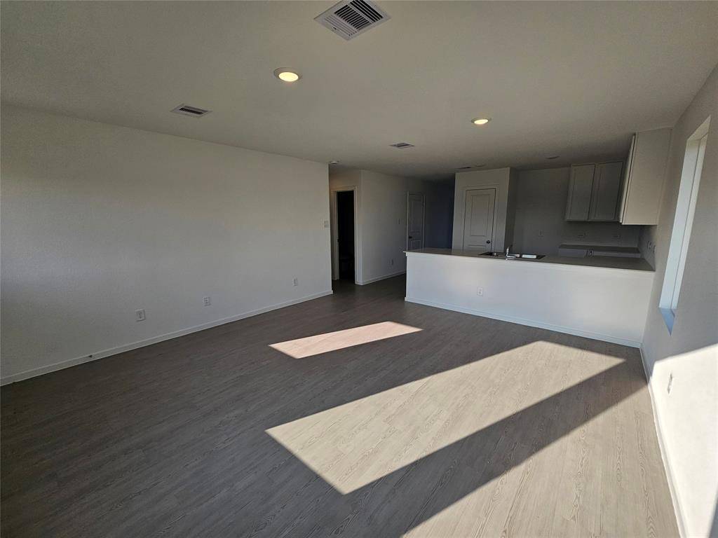 Wharton, TX 77488,210 Nicholas RD