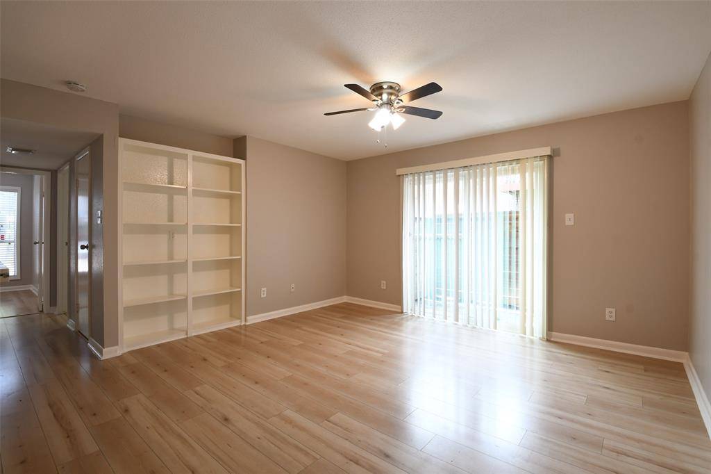 Houston, TX 77015,12955 Woodforest BLVD #77