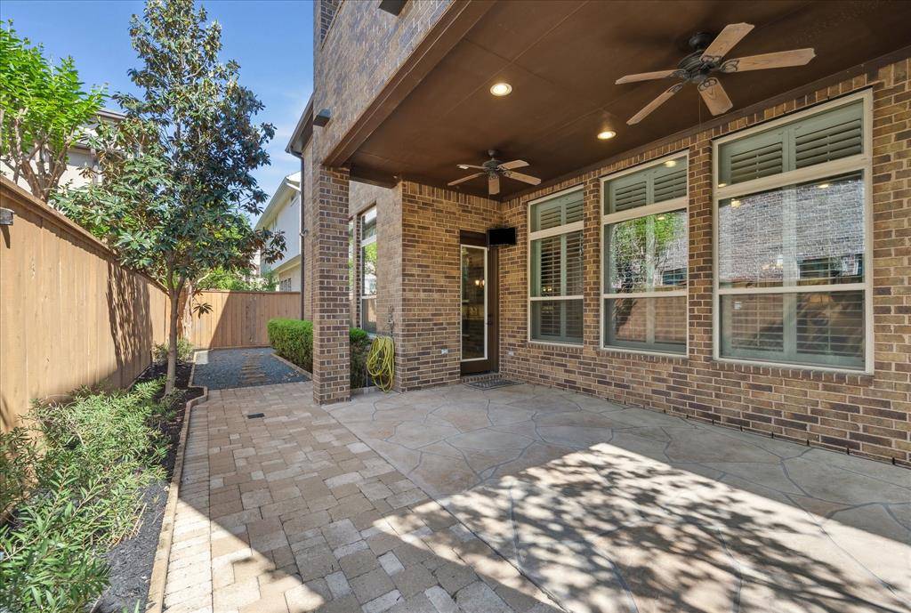 Houston, TX 77055,8412 Moritz WALK