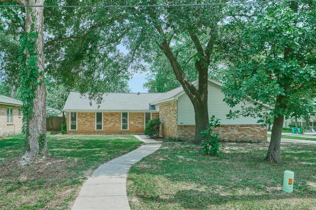 Conroe, TX 77304,202 Wellwood LN