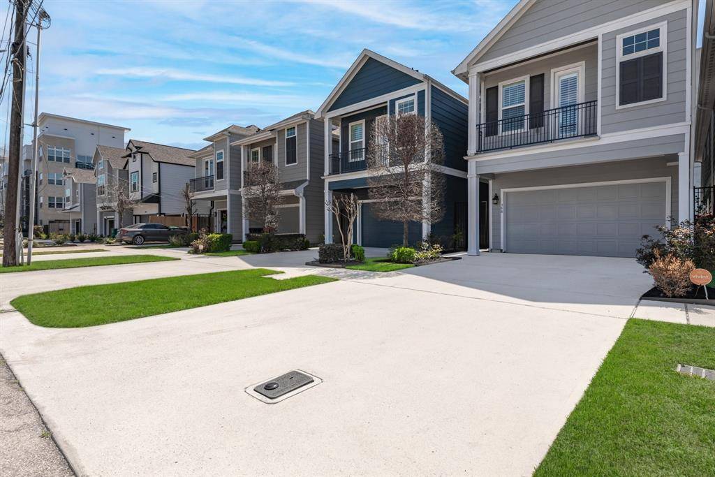 Houston, TX 77008,358 W 26th ST