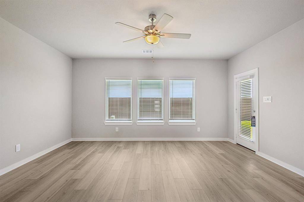 Baytown, TX 77523,12126 Willow Hollow LN