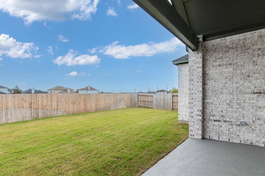 Tomball, TX 77375,24642 Lukes Landing Way