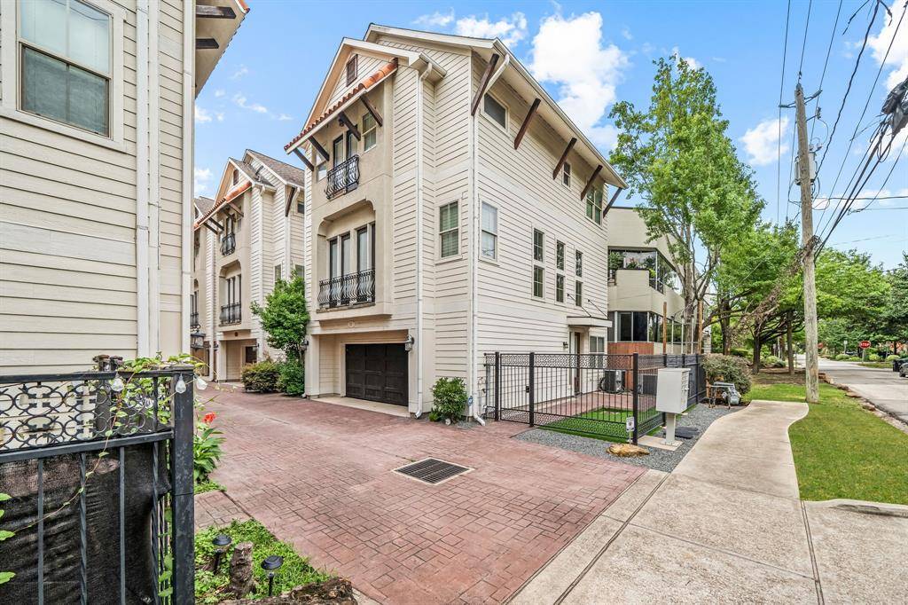 Houston, TX 77007,229 Knox ST