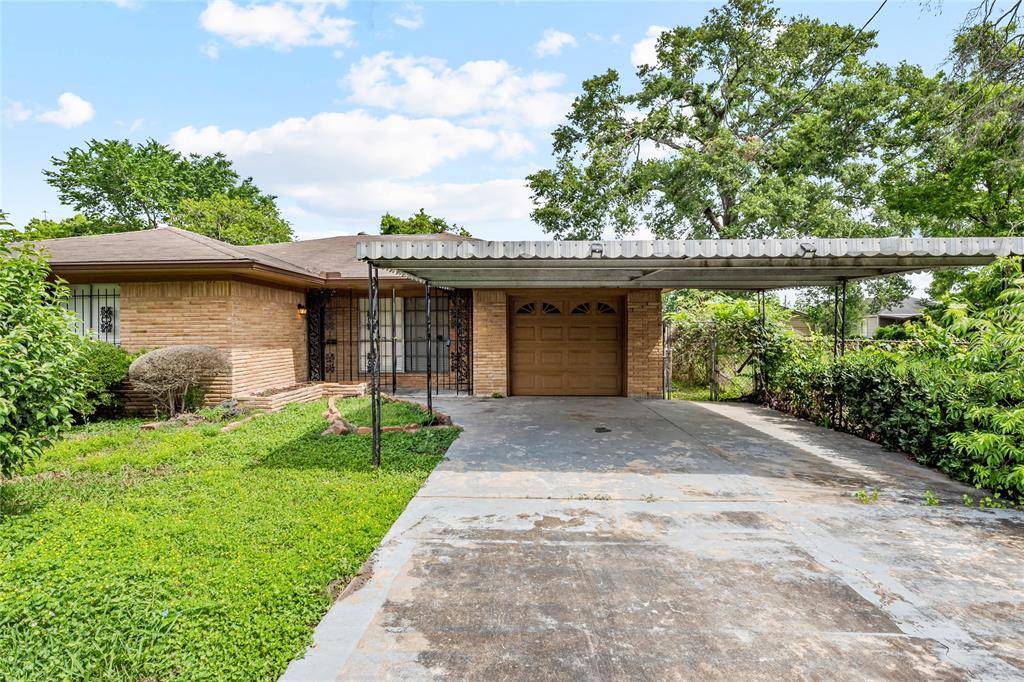 Houston, TX 77026,3317 Le Badie ST