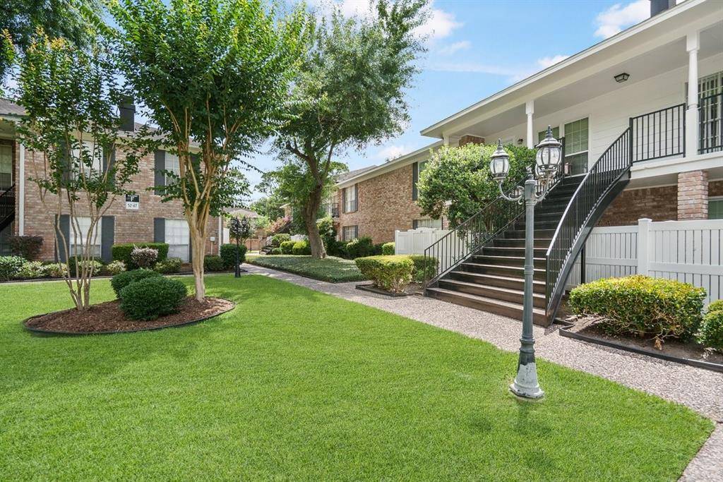 Houston, TX 77079,14333 Memorial DR #75