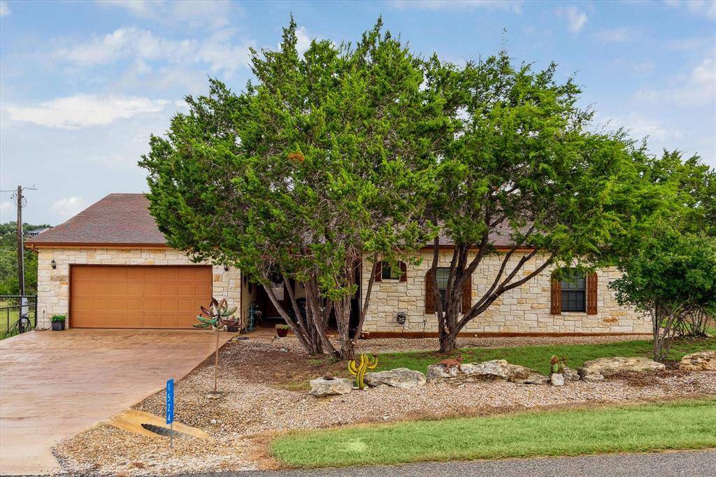 Fischer, TX 78623,1524 Log Cabin LN