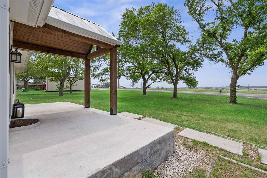 Shiner, TX 77984,5530 US Highway 90a W