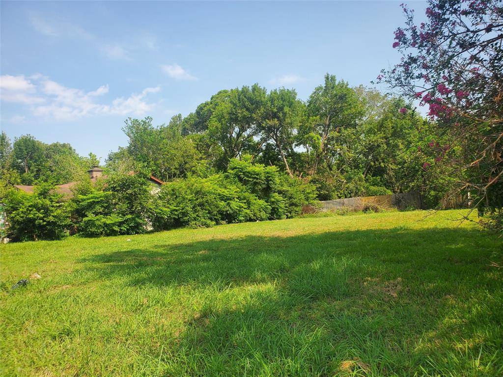 Houston, TX 77033,4941 Angleton ST