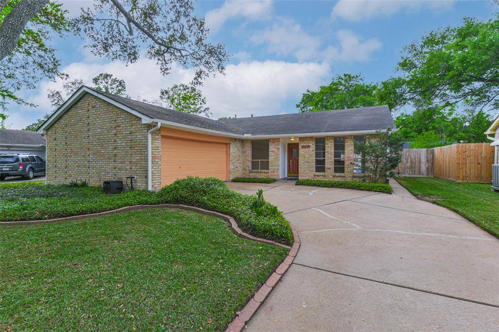 Houston, TX 77062,16002 Buccaneer LN