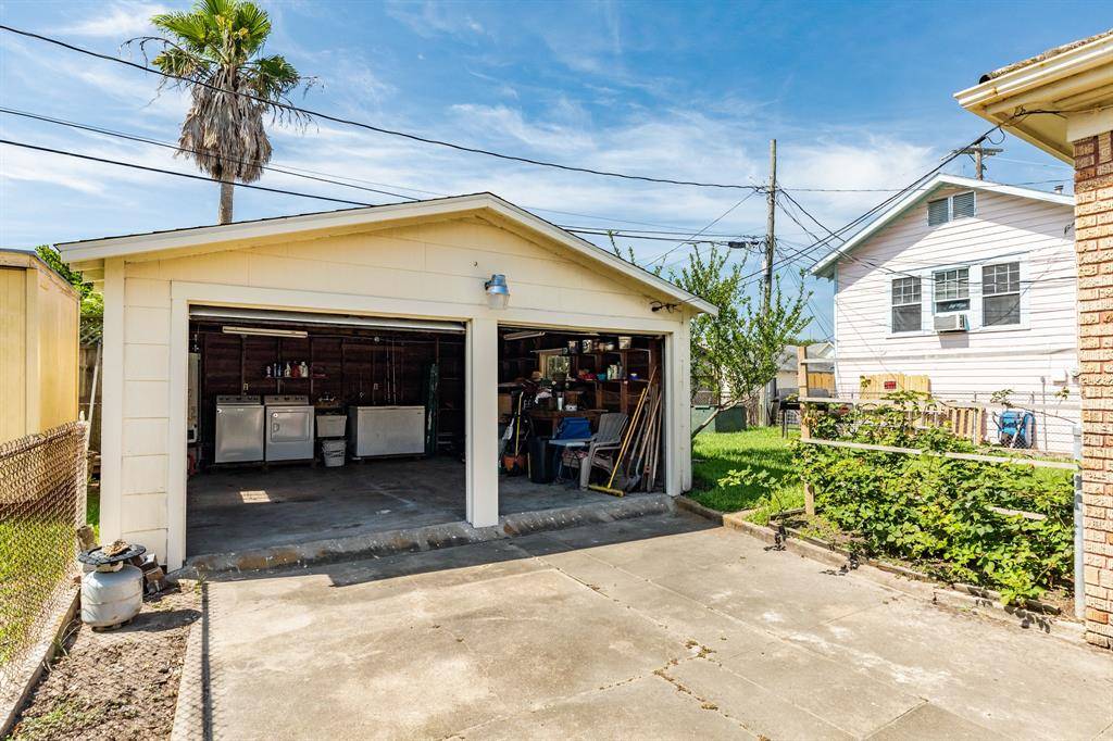 Galveston, TX 77551,4917 Austin DR