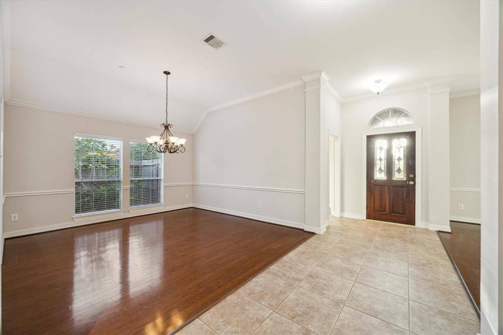 League City, TX 77573,1044 Cayman Bend LN