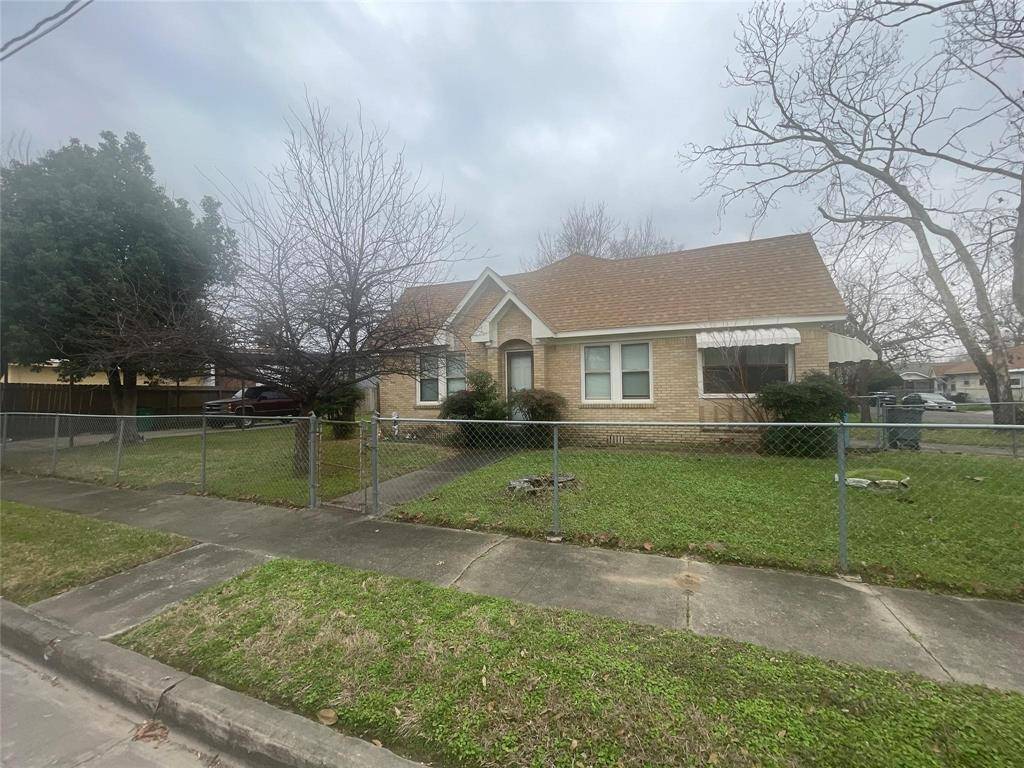 Baytown, TX 77520,113 W Lobit ST