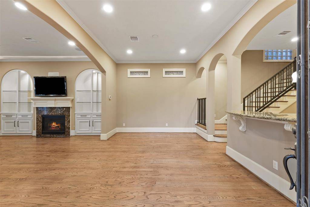 Houston, TX 77007,1215 Malone ST