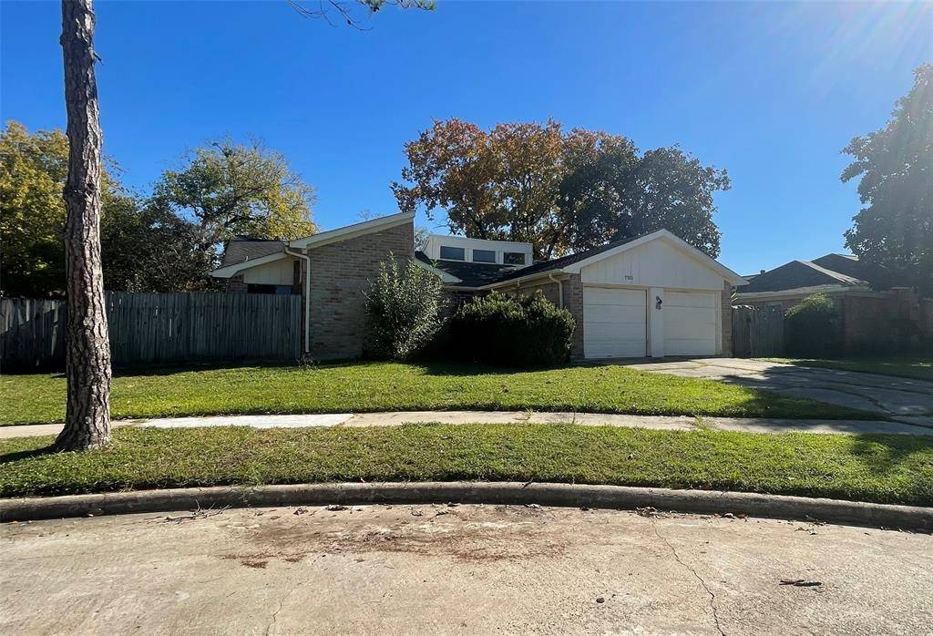 Houston, TX 77072,7311 Windrow LN