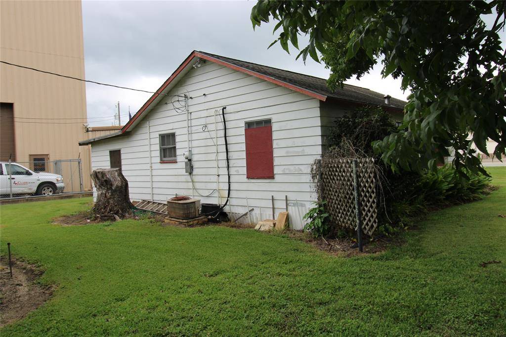 Brazoria, TX 77422,1106 Brooks ST