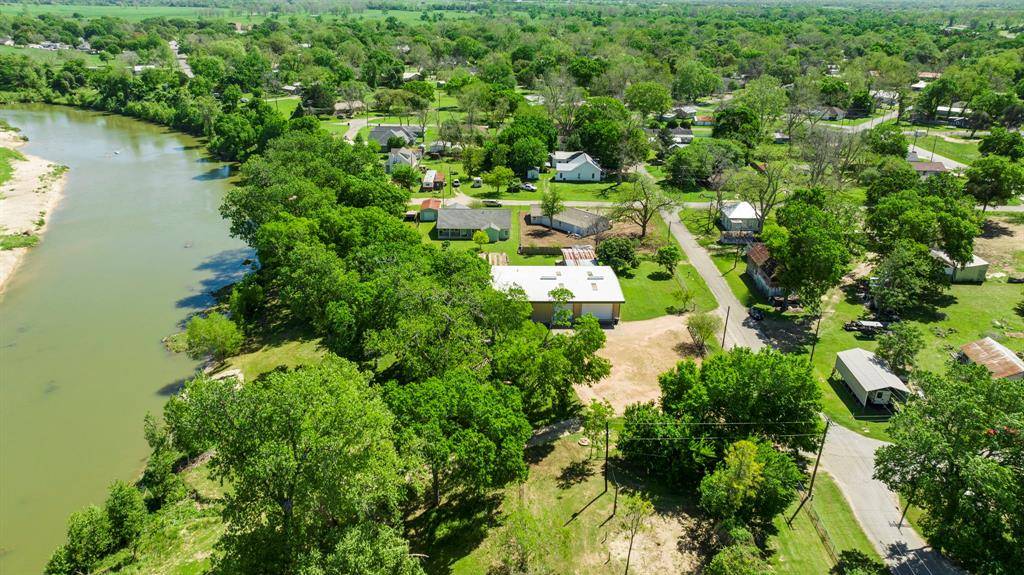 Columbus, TX 78934,000 Robson