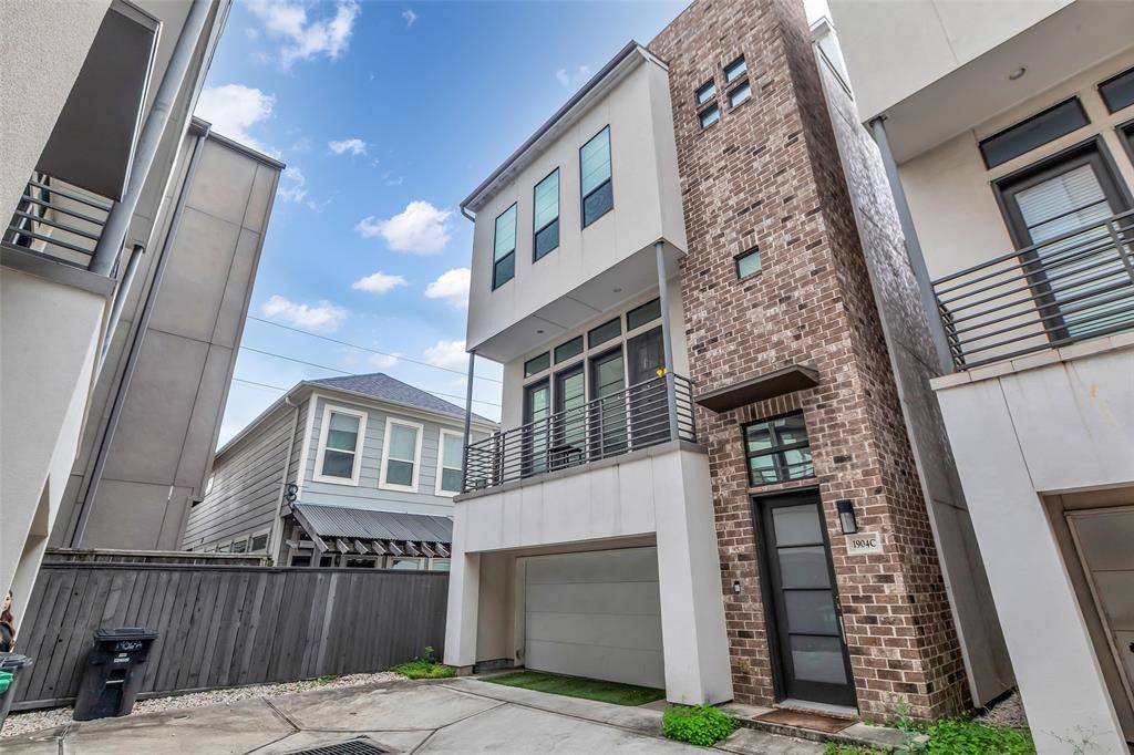 Houston, TX 77007,1904 Crockett ST #C