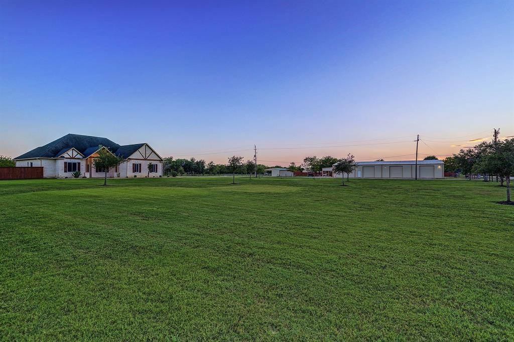 Rosharon, TX 77583,2510 County Road 758