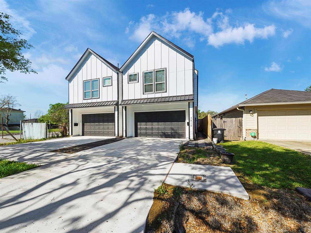 Houston, TX 77051,7810 Colonial LN