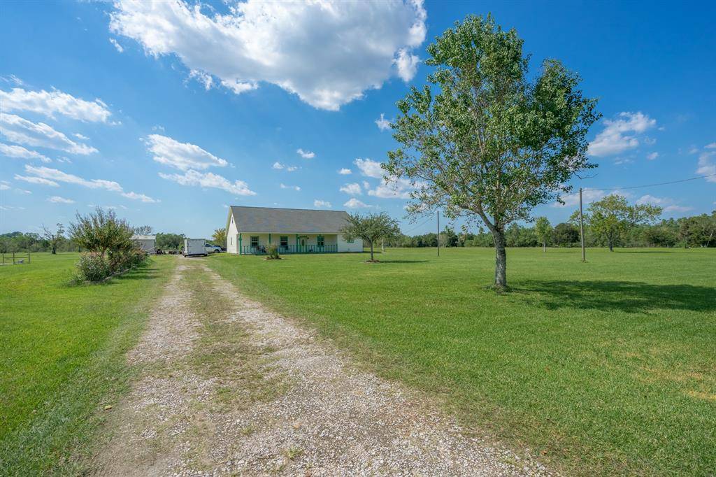 Iowa Colony, TX 77578,8210 COUNTY ROAD 79 LOOP W