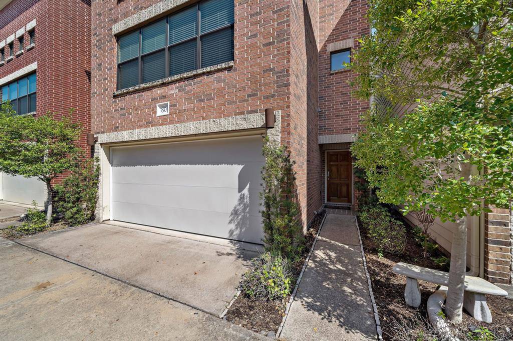 Houston, TX 77018,650 Westcross ST #80